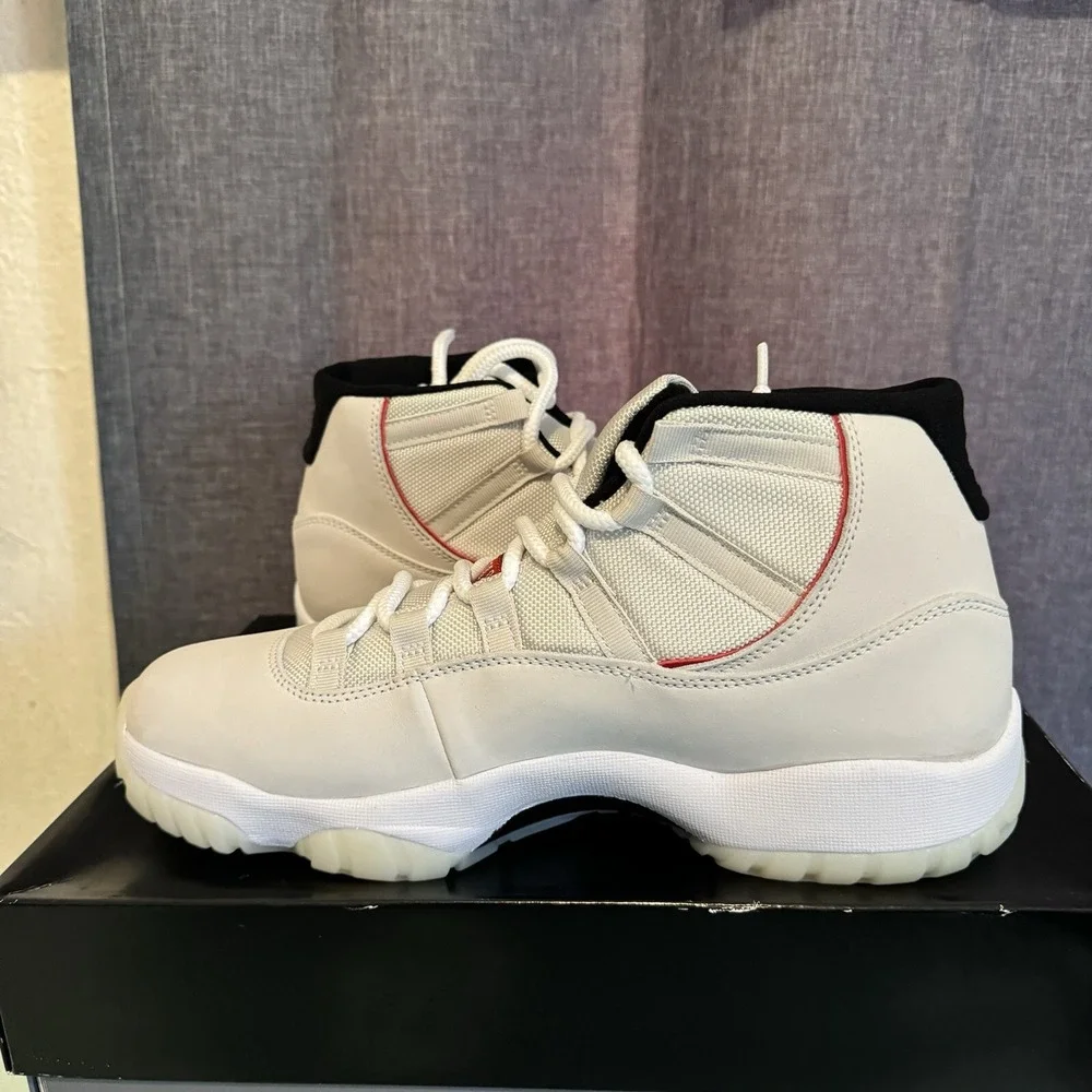 Air Jordan 11 Retro Platinum‎ Tint (2018) Size: 10.5